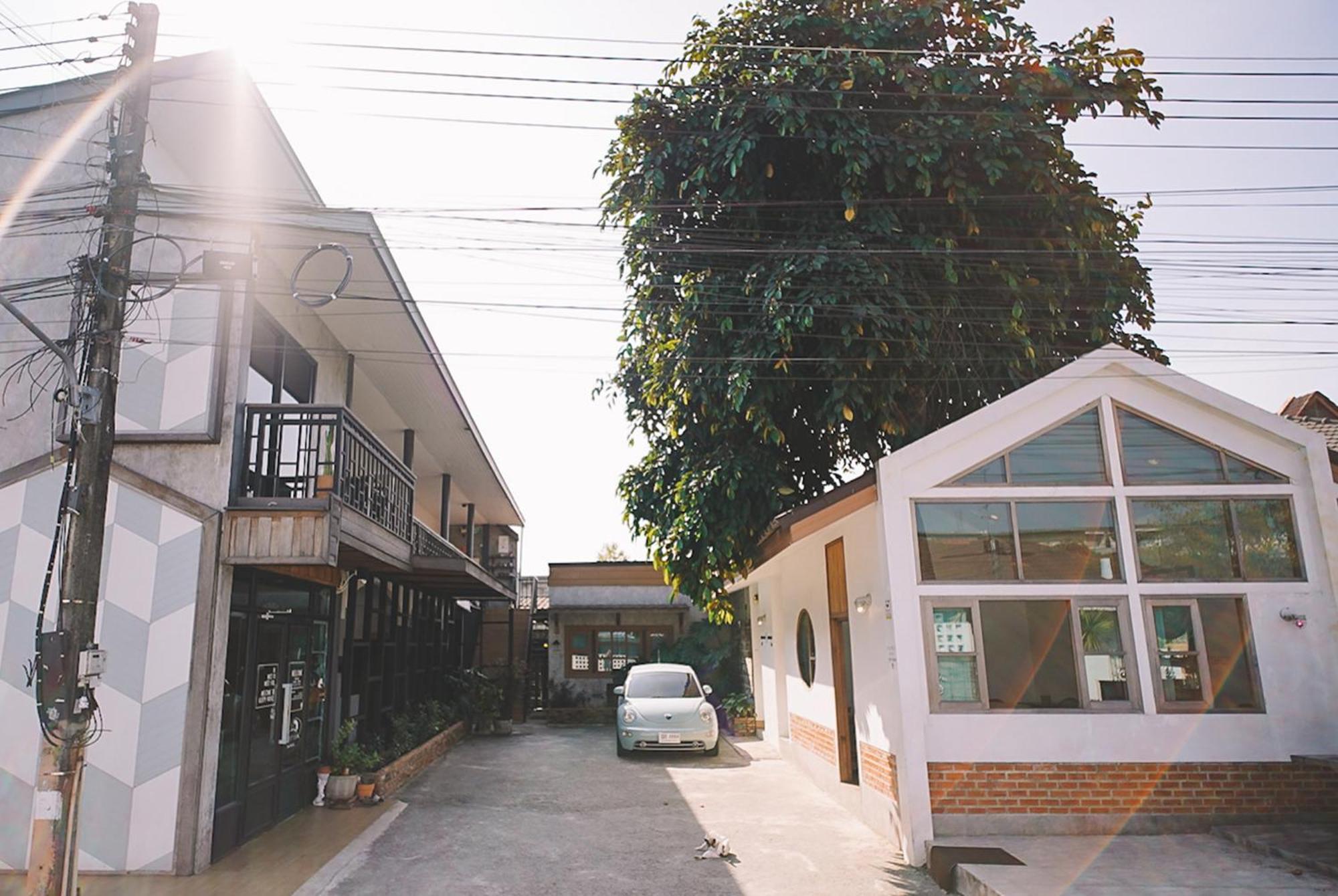 Sleepy House Chiang Rai Bed & Breakfast Eksteriør bilde
